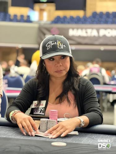Sengphet La UDSO poker tournament malta woman holdem