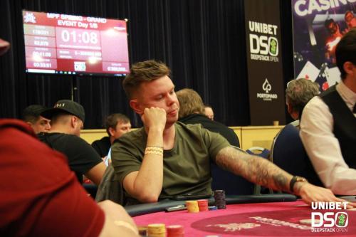 poker player UDSO malta folds